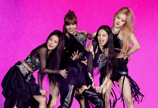 BLACKPINK bị chê bai đủ đường sau màn xuất hiện đi vào lịch sử tại Coachella 2023: Thậm chí còn không bằng vũ công? - Ảnh 3.