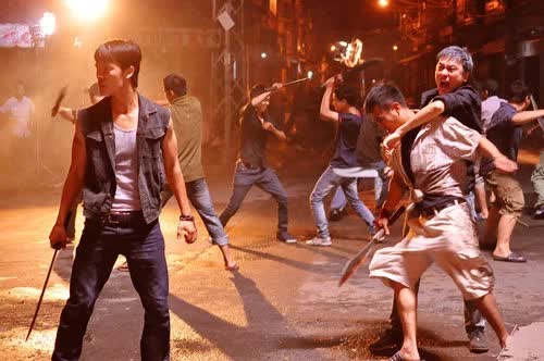 Lo ngại khi phim Việt phải dán cảnh báo bạo lực, tình dục, khỏa thân - Ảnh 3.
