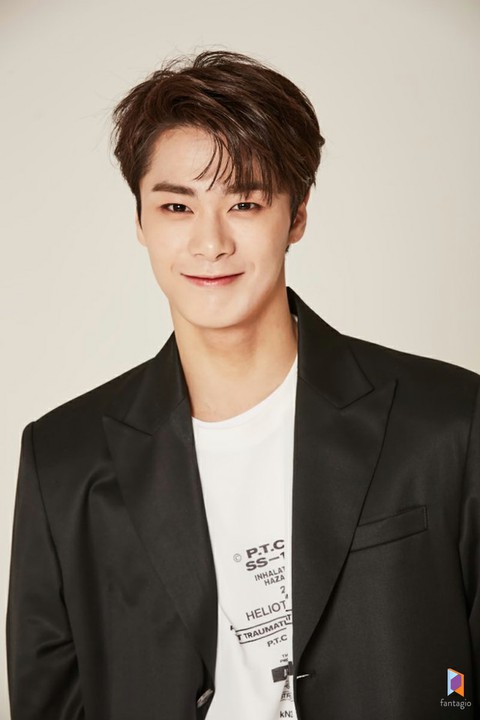 Ngậm ngùi nhìn lại loạt ảnh Moonbin (ASTRO) thời còn là sao nhí đóng Vườn Sao Băng - Ảnh 7.