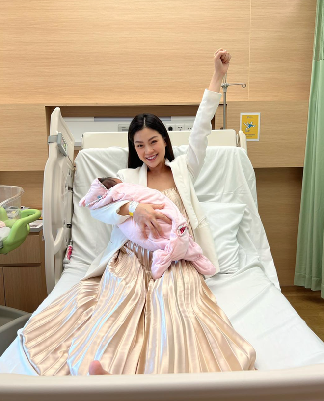 Á hậu Diễm Trang hé lộ hành trình khi mang bầu đến lúc hạ sinh con thứ 2 - Ảnh 5.