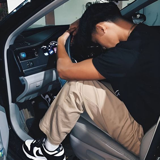 Thạc sĩ đi làm shipper và quyết định về quê sau 13 năm ở phố - Ảnh 1.