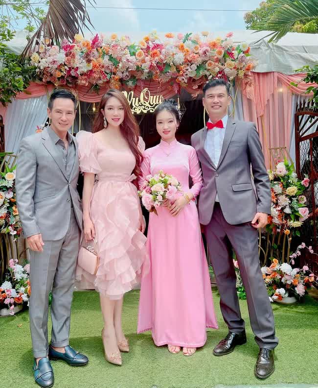  Gần 50 tuổi mới cưới vợ, cuộc sống của nghệ sĩ Tiết Cương giờ ra sao? - Ảnh 2.