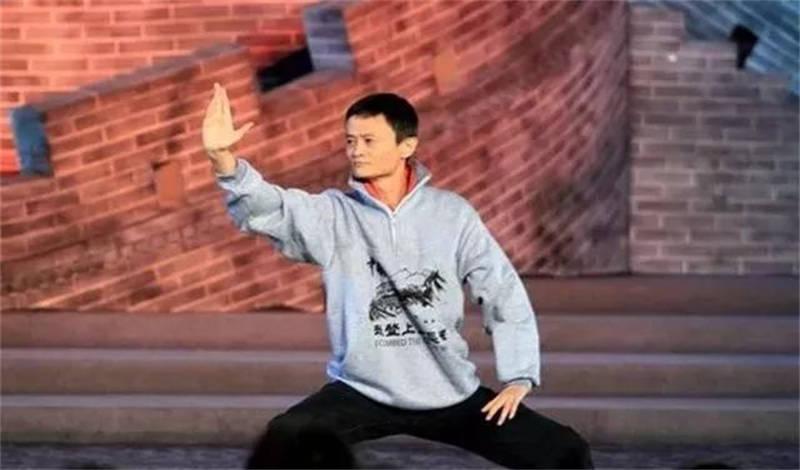 Cựu vệ sĩ từng được Jack Ma tin tưởng coi như hình với bóng, đi đâu cũng kè kè hộ tống giờ ra sao? - Ảnh 4.