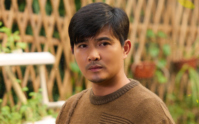 Nam diễn viên gây ức chế nhất phim Việt giờ vàng: 8 tuổi đã phải bươn chải nhưng vẫn học cực giỏi, nhận học bổng du học trường top đầu Hàn - Ảnh 1.