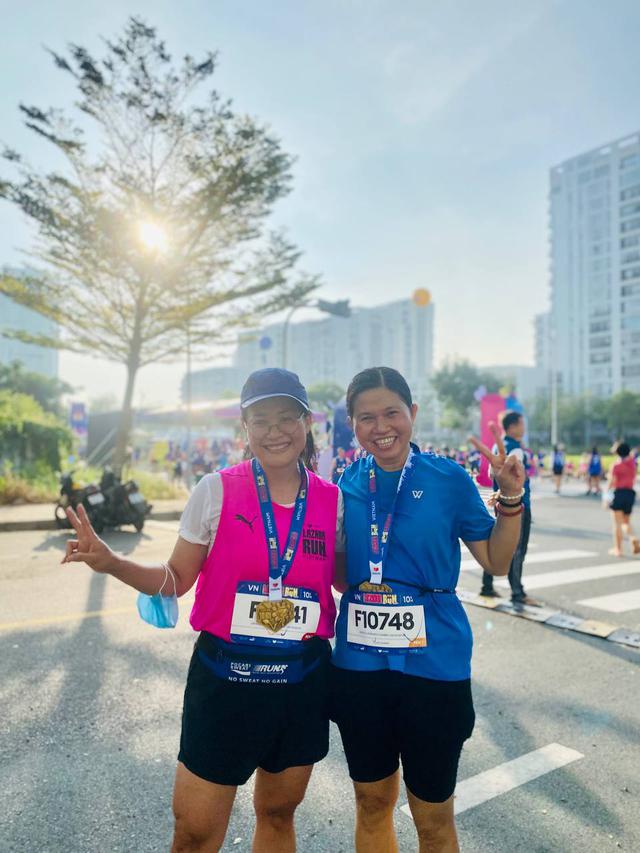 Giải chạy quy tụ loạt runners “chất như nước cất”: Lương Thuỳ Linh, Isaac cùng các nàng hậu nổi bần bật nhưng spotlight lại là dàn “công chúa đường chạy” - Ảnh 13.