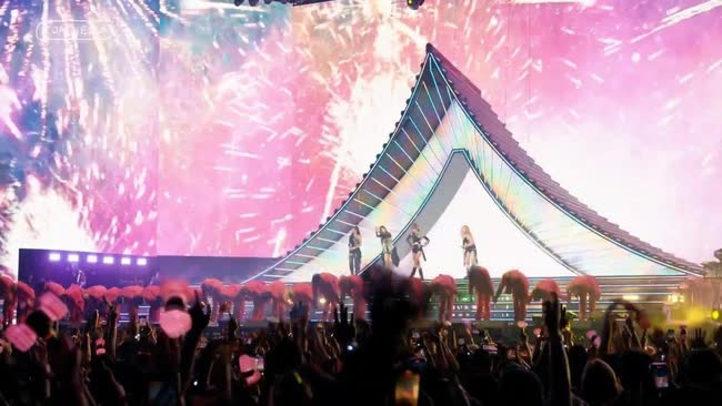 BLACKPINK biến Coachella thành concert cá nhân: Biển hồng ấn tượng, đám đông chạy như vũ bão để giành vị trí đẹp - Ảnh 5.