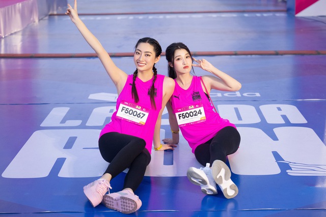 Giải chạy quy tụ loạt runners “chất như nước cất”: Lương Thuỳ Linh, Isaac cùng các nàng hậu nổi bần bật nhưng spotlight lại là dàn “công chúa đường chạy” - Ảnh 5.