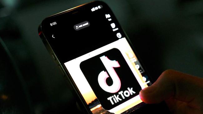 Đổi mạng sống để lấy vài chiếc like ảo: Thiếu niên 13 tuổi tử vong sau khi “đu trend” TikTok ngỡ vô hại và cảnh báo thương tâm từ cha mẹ - Ảnh 3.