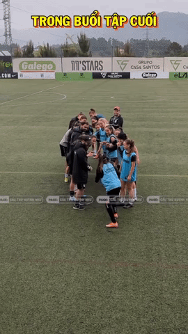 Huỳnh Như siuuu trên quê hương của Ronaldo, được đồng đội động viên kiểu khó đỡ trước khi về đá SEA Games - Ảnh 4.