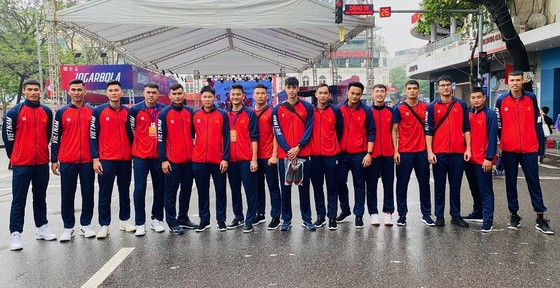 Đội tuyển bóng chuyền nam chốt danh sách: Văn Hiệp, Văn Phương, Văn Tú, Văn Sanh lỡ cơ hội dự SEA Games 32 - Ảnh 1.