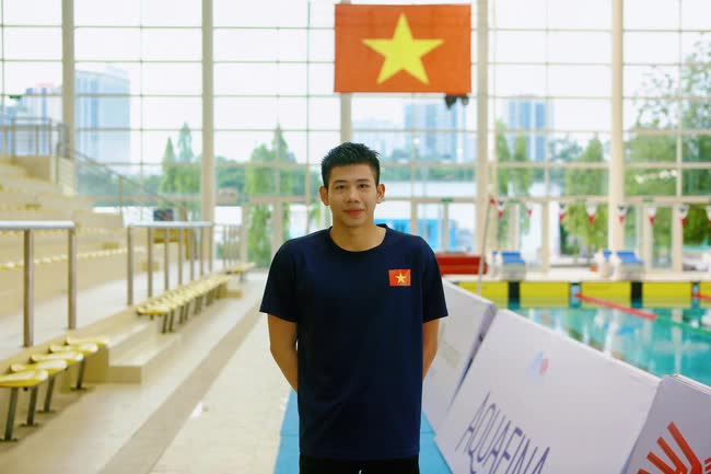 Em trai &Aacute;nh Vi&ecirc;n, 17 tuổi l&agrave; n&ograve;ng cốt của đội tuyển bơi, được kỳ vọng gi&agrave;nh huy chương tại SEA Games 32 - Ảnh 2.