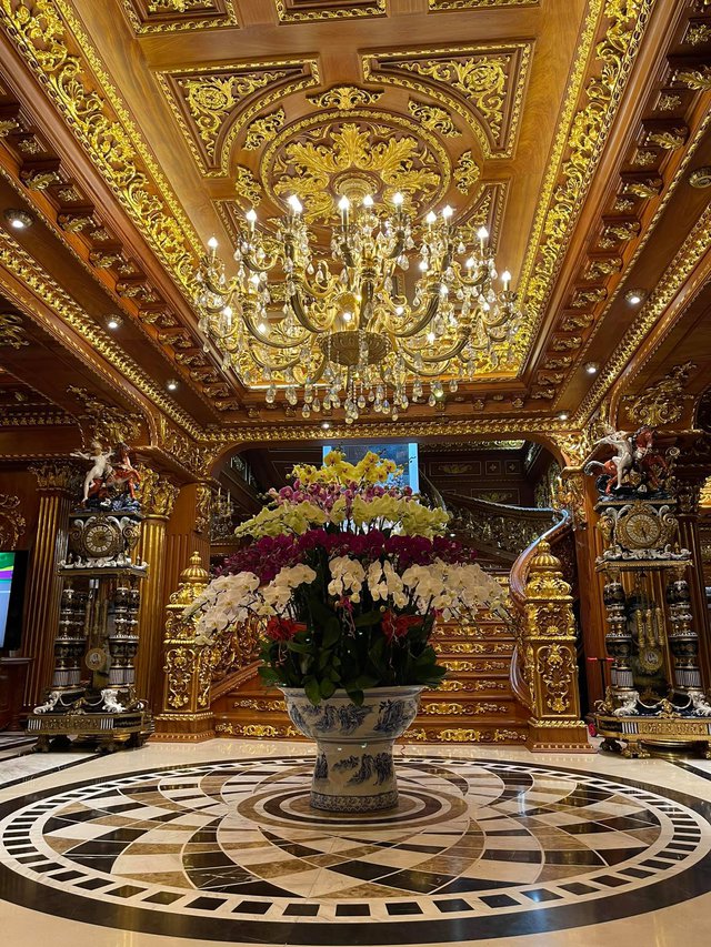 Bộ môn decor tốn tiền cỡ nào: Đoàn Di Băng trang trí biệt thự như phim trường, đại gia Long An thắp sáng lâu đài cả ngày lẫn đêm - Ảnh 28.