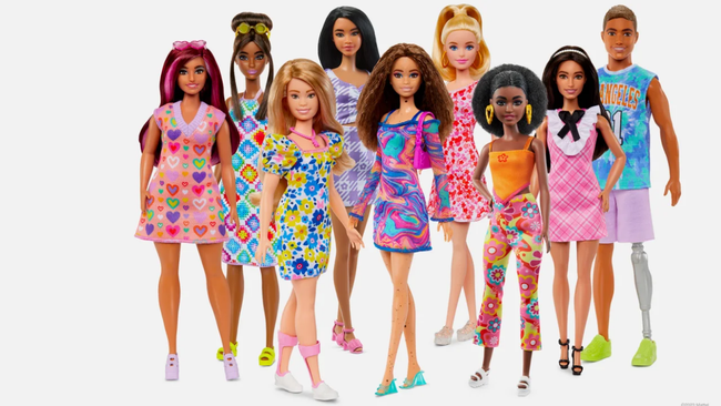 Búp bê Barbie mắc hội chứng Down đầu tiên được ra mắt, giá bán 11 đô la - Ảnh 3.