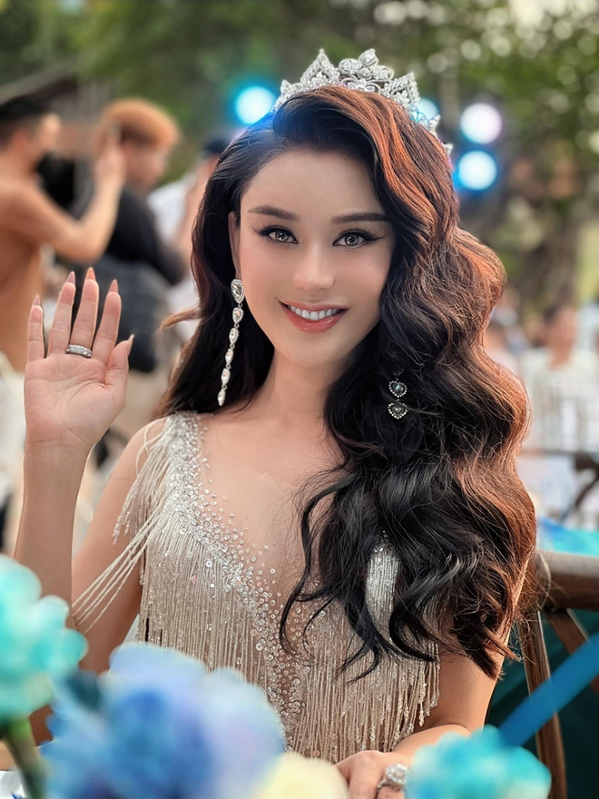 Lâm Khánh Chi lên tiếng việc đội vương miện dự sự kiện dù không phải Hoa hậu - Ảnh 2.