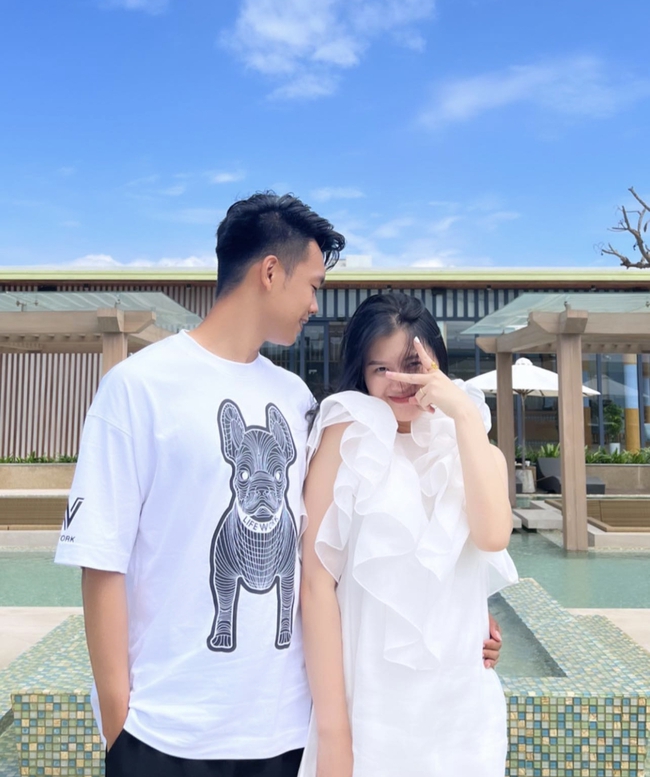 Hội cầu thủ đi du lịch sang chảnh, người ra nước ngo&agrave;i người ra đảo - Ảnh 5.