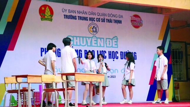 Thế hệ gen Z dễ gãy vỡ? - Ảnh 1.