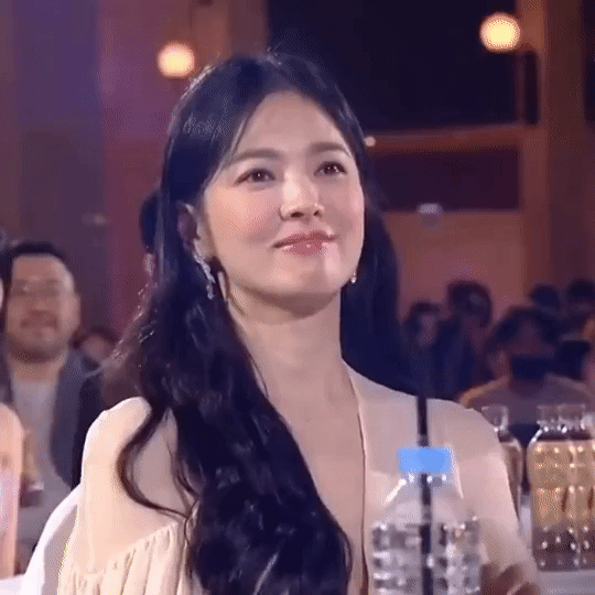 Song Hye Kyo giành giải nhan sắc số 1” tại Baeksang 2023 - Ảnh 5.