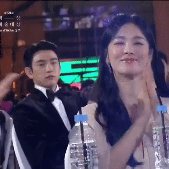 Song Hye Kyo giành giải nhan sắc số 1” tại Baeksang 2023 - Ảnh 3.