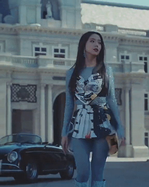 Jisoo debut solo nhưng Jennie cũng được hưởng k&eacute; khi d&acirc;n t&igrave;nh đổ x&ocirc; xem lại MV? - Ảnh 6.