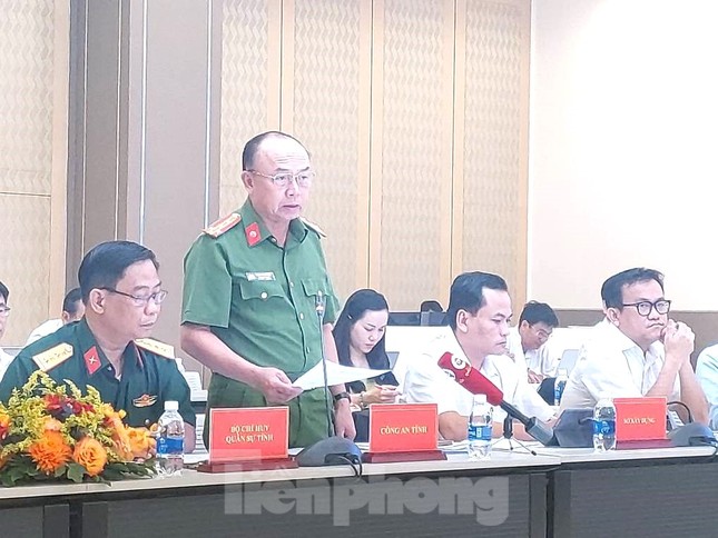 Diễn biến mới vụ c&ocirc; g&aacute;i bị lột đồ, cắt t&oacute;c giữa đường ở B&igrave;nh Dương - Ảnh 1.