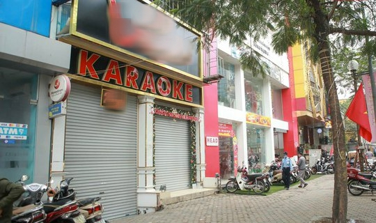 Hàng trăm quán karaoke sắp được mở lại ở Hà Nội - Ảnh 1.
