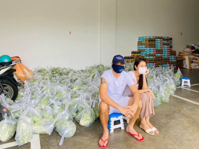 Cựu tuyển thủ L&ecirc; C&ocirc;ng Vinh đ&atilde; lập h&agrave;ng loạt kỷ lục n&agrave;o trước khi giải nghệ? - Ảnh 6.