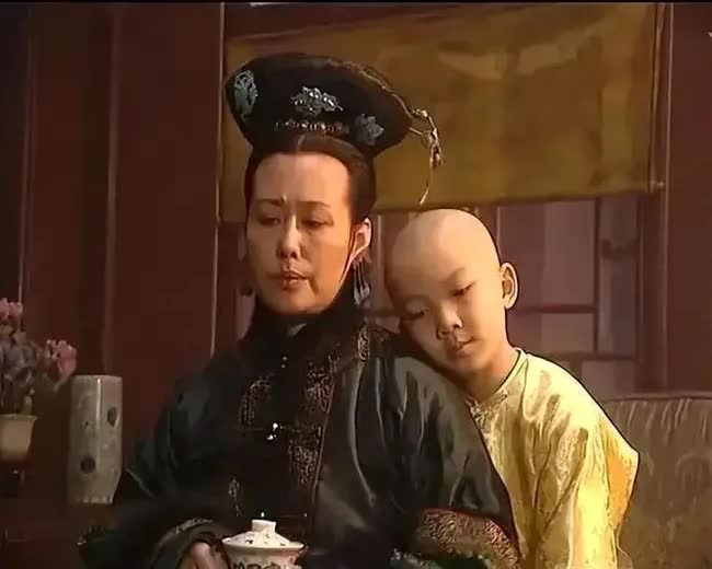 Hiếu Trang Thái hậu qua đời, Khang Hi cả đời không dám an táng, 37 năm sau, Ung Chính mới hiểu: Vì sao? - Ảnh 1.