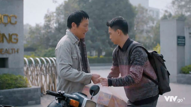 Phim Việt mới chiếu đ&atilde; c&oacute; một nh&acirc;n vật g&acirc;y tranh c&atilde;i: H&agrave;nh xử thế n&agrave;o m&agrave; kh&aacute;n giả chốt hạ qu&aacute; giống đời thật? - Ảnh 3.