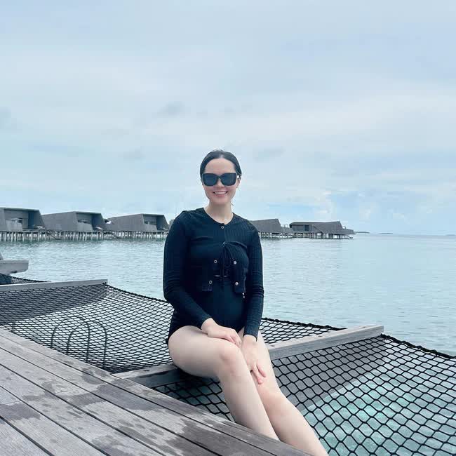 Duy Mạnh chụp ảnh cho vợ bầu Quỳnh Anh thế nào mà từ 27 tuổi biến thành quý bà, dìm triệt để nhan sắc - Ảnh 1.