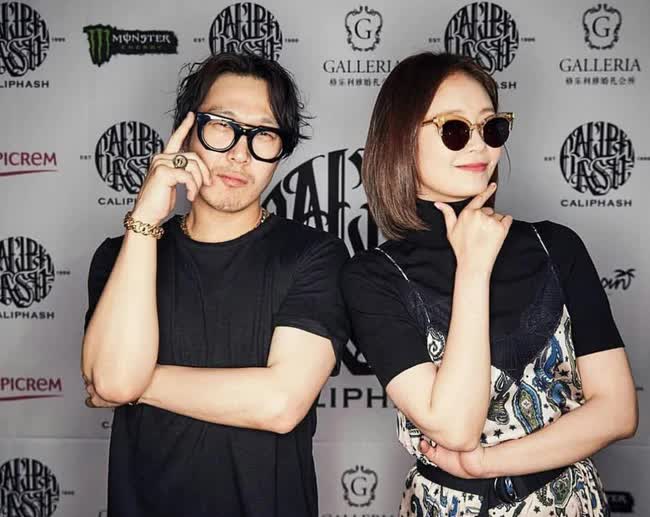 Haha v&agrave; Jeon So Min (Running Man) cực r&eacute;n khi v&ocirc; t&igrave;nh chạm mặt Dispatch: Trang tin H&agrave;n khiến nghệ sĩ run sợ đến vậy sao? - Ảnh 2.