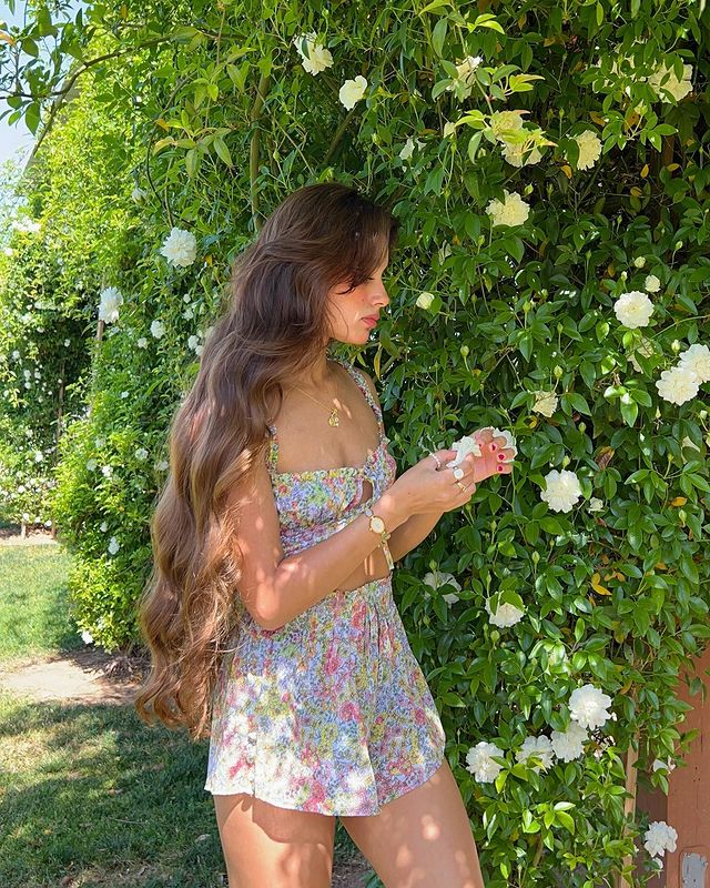 Blogger người Pháp có 6 chiêu phối váy áo hoa nhí đẹp hết nấc, bạn học theo chắc chắn được khen xinh - Ảnh 12.