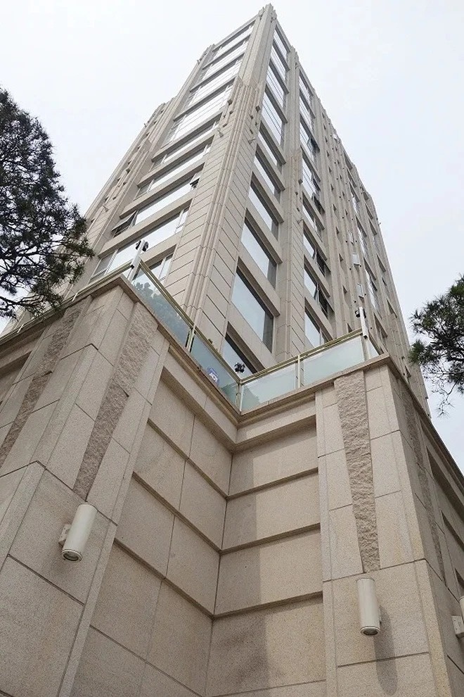 “Mợ chảnh” Jeon Ji Hyun mua căn hộ 230 tỷ đồng đắt nhất Seoul (Hàn Quốc) - Ảnh 4.