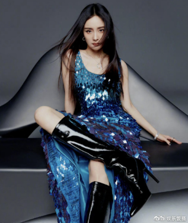 Triệu Lệ Dĩnh khoe nhan sắc đỉnh cao ở tuổi U40, nhưng vẫn bị ch&ecirc; thần th&aacute;i k&eacute;m xa Dương Mịch - Ảnh 6.