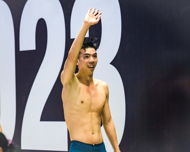 Sau Nguyễn Thị Oanh, VĐV bơi lội Huy Hoàng cũng chọn thi liên tiếp 2 nội dung SEA Games trong vòng 10 phút - Ảnh 1.