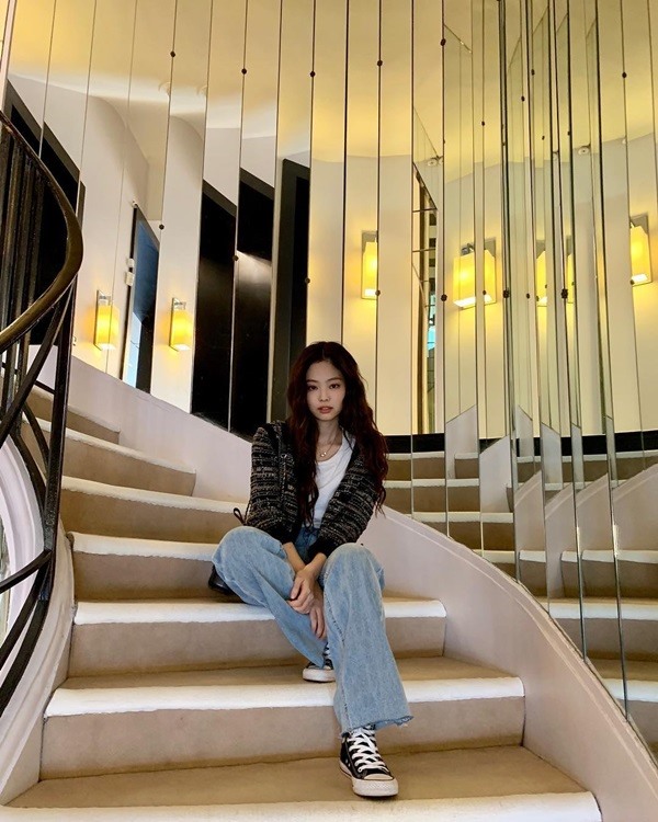 Chiêm ngưỡng căn hộ 136 tỷ của Jennie (BLACKPINK): Toạ lạc khu nhà giàu của thủ đô Seoul, nội thất sang xịn chuẩn đẳng cấp - Ảnh 8.