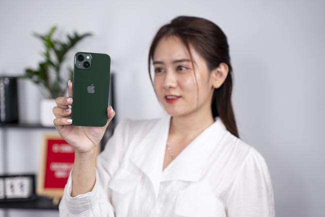 iPhone tại Việt Nam rao bán rẻ hơn các loại rẻ, giá iPhone 14 Pro Max phá đáy, chuyện gì đang xảy ra? - Ảnh 1.