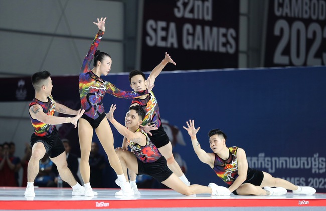 Đội tuyển Aerobic Việt Nam out trình, giành HCV tất cả các nội dung, không có đối thủ tại SEA Games 32 - Ảnh 2.