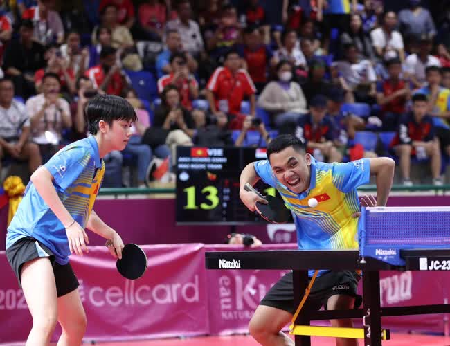 B&oacute;ng b&agrave;n Việt Nam viết tiếp lịch sử, hạnh ph&uacute;c vỡ o&agrave; sau 26 năm chờ đợi cho tấm HCV SEA Games - Ảnh 8.
