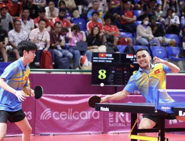 B&oacute;ng b&agrave;n Việt Nam viết tiếp lịch sử, hạnh ph&uacute;c vỡ o&agrave; sau 26 năm chờ đợi cho tấm HCV SEA Games - Ảnh 7.