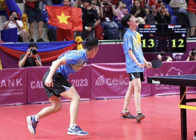 B&oacute;ng b&agrave;n Việt Nam viết tiếp lịch sử, hạnh ph&uacute;c vỡ o&agrave; sau 26 năm chờ đợi cho tấm HCV SEA Games - Ảnh 3.