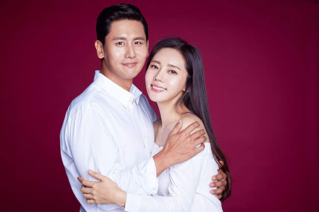 Người đẹp Hàn tại Đạp Gió 2023: Nỗ lực cứu vớt sự nghiệp sau scandal 50 tấm ảnh nóng, nuốt nước mắt tha thứ chồng ngoại tình để giữ hôn nhân - Ảnh 7.