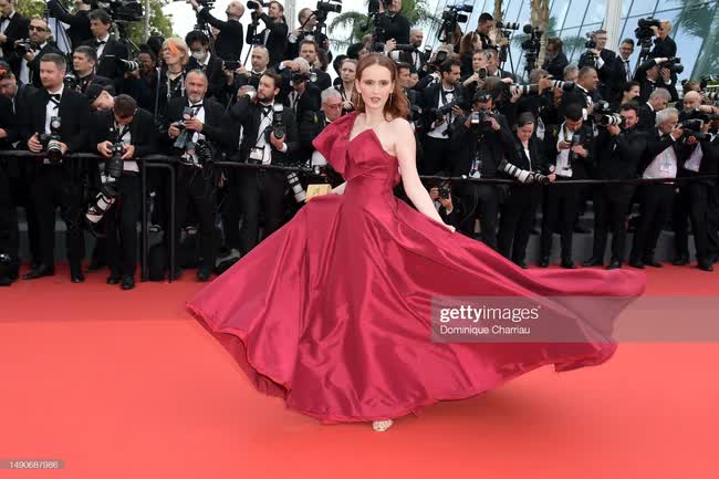 Thảm đỏ Cannes 2023: Phạm Băng Băng và bà hoàng showbiz Thái so kè Công chúa Elle Fanning, Johnny Depp nhận phản ứng bất ngờ sau vụ ly hôn - Ảnh 30.