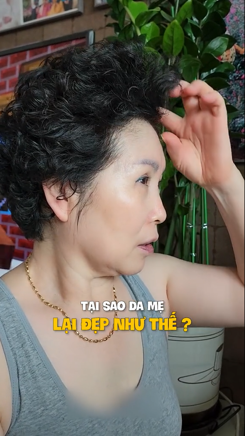 Nàng dâu Việt khoe mẹ chồng người Hàn: 70 tuổi mà da nhẵn thín, căng bóng mướt rượt, hội gái trẻ nhìn cũng phải ghen - Ảnh 2.