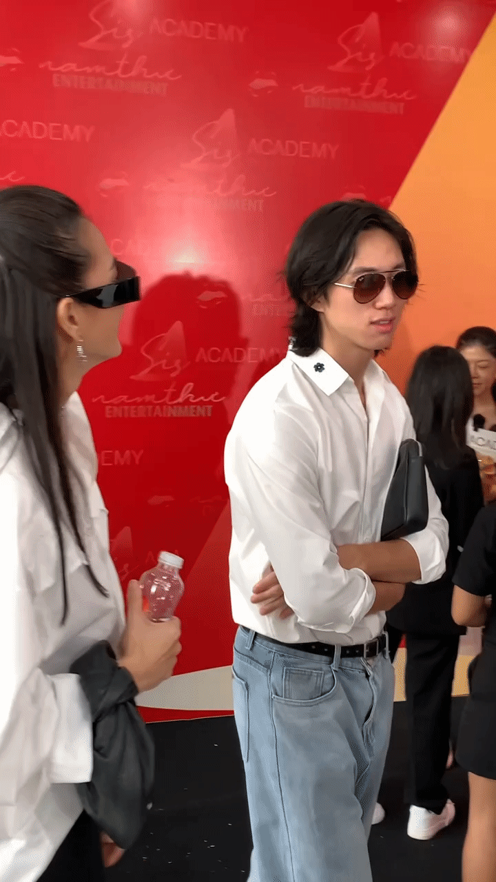 Siêu mẫu Vbiz lên tiếng về việc có bạn trai kém tuổi - Ảnh 2. Siêu mẫu Vbiz lên tiếng về việc có bạn trai kém tuổi - Ảnh 2.