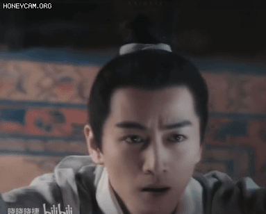 Xuất hiện nam ch&iacute;nh yếu đuối m&agrave; được khen nức nở: Mặt mộc đỉnh th&ocirc;i rồi, c&ograve;n l&agrave; mỹ nam cổ trang nức tiếng - Ảnh 4.