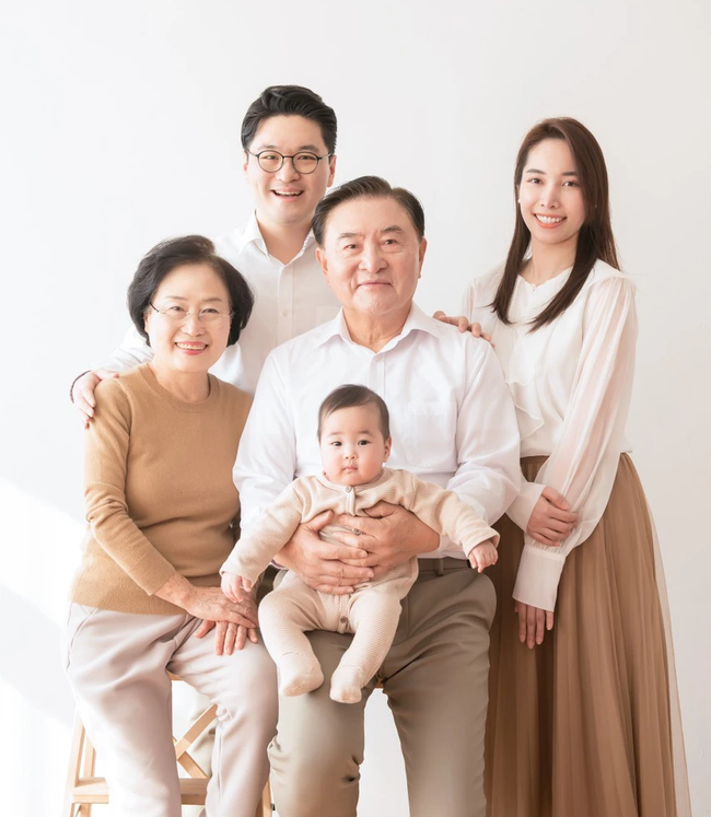 Cựu tiếp viên trưởng lấy chồng Hàn: 27 tuổi gật đầu yêu qua mạng, lấy về nhà chồng cực tâm lý và được cảm ơn rối rít vì điều này - Ảnh 2.