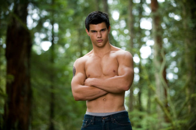 Người Sói Taylor Lautner không còn căm ghét bom tấn Chạng Vạng - Ảnh 1.