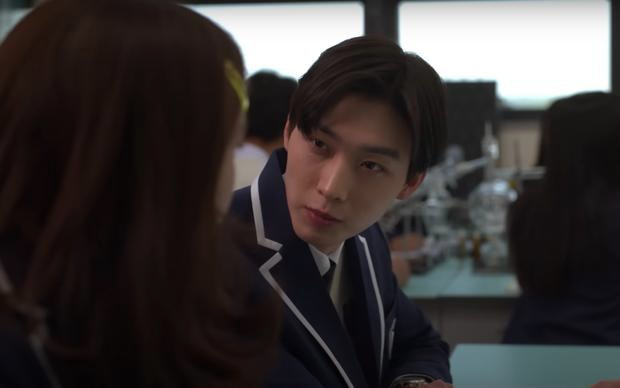 Mỹ nam Hàn gây sốt nhờ da đẹp trong phim đang ăn khách - Ảnh 6.