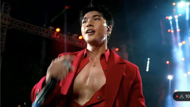 HIEUTHUHAI hỏi vợ sau m&agrave;n tr&igrave;nh diễn cực bốc tr&ecirc;n s&acirc;n khấu nhưng vội quay xe v&igrave; nguy&ecirc;n nh&acirc;n n&agrave;y - Ảnh 3.