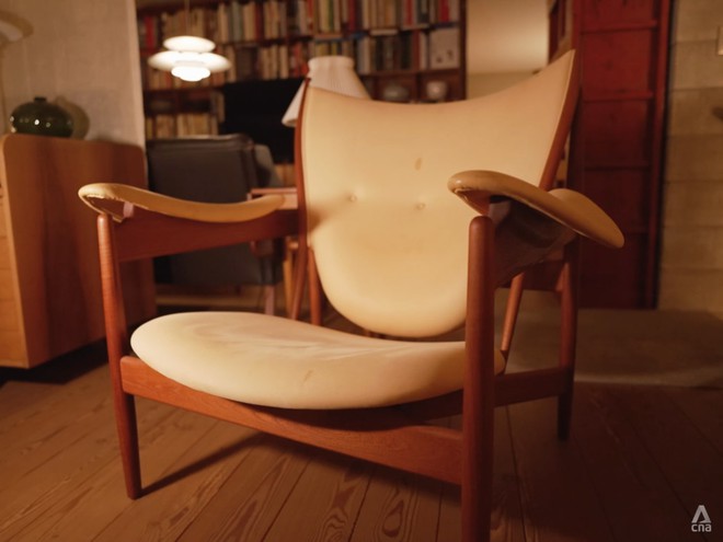  Độc lạ bộ sưu tập hơn 1.400 chiếc ghế hàng hiệu siêu hiếm của giáo sư người Nhật  - Ảnh 3.